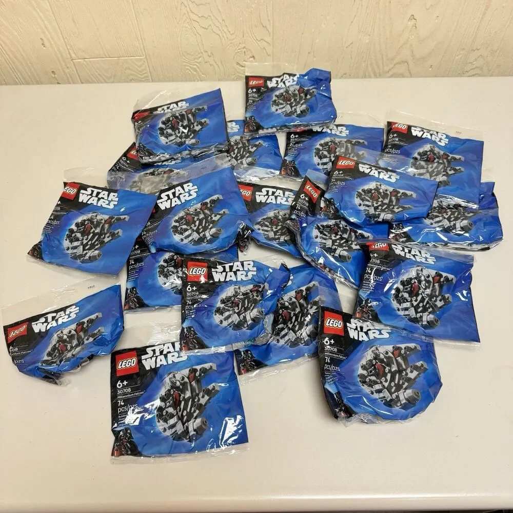 Lot of 19 LEGO Star Wars Millennium Falcon Polybag 30708